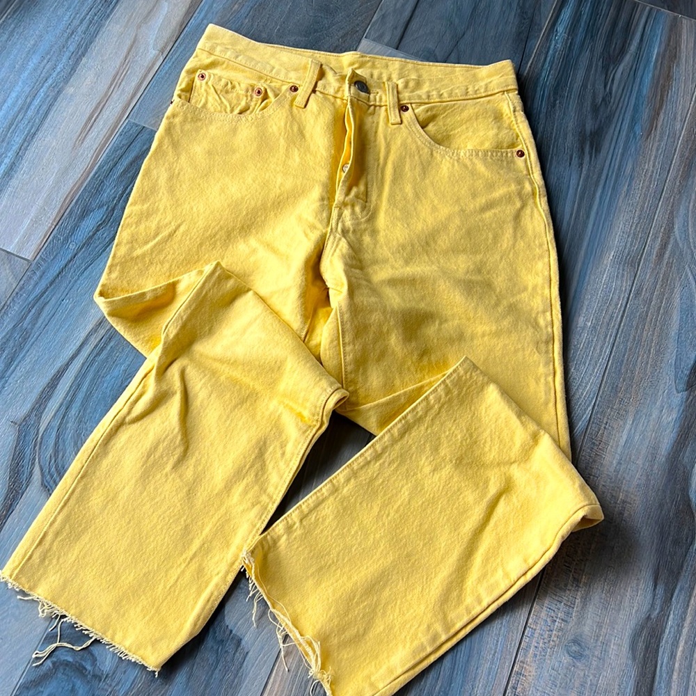 Levi’s 501 yellow jeans